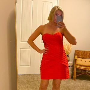 Gianni Bini fire red dress size large fits like a medium